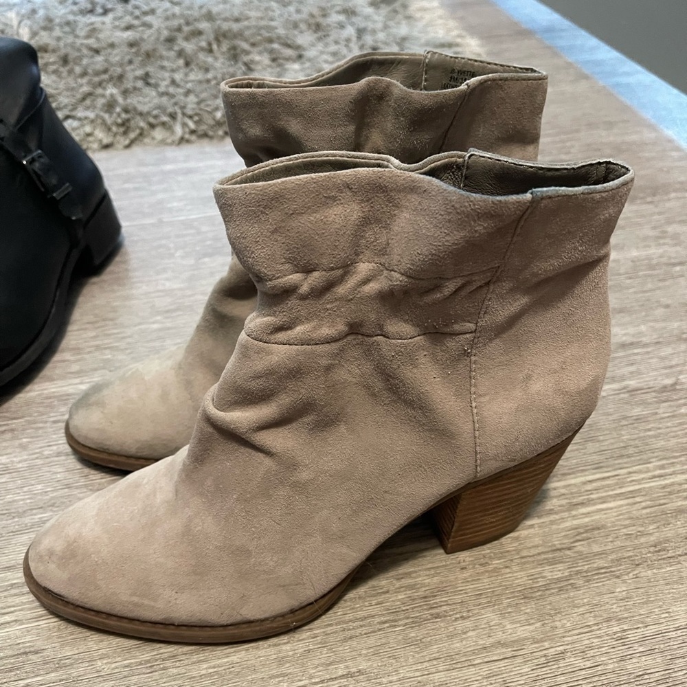 Jessica Simpson Booties - Picture 2 of 3